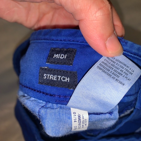 American eagle cobalt Blue Women's midi stretch Shorts size 6 - Picture 5 of 5